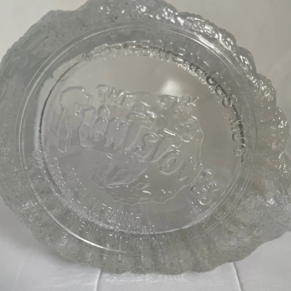 Flintstone themed Ronald McDonald frosted glass mugs. - Picture 5 of 5
